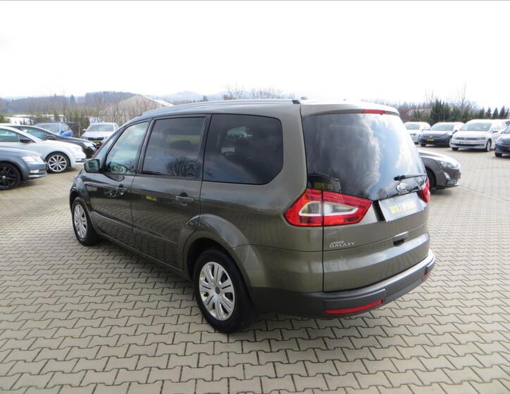 Ford Galaxy 5