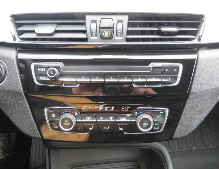 BMW X1 16