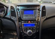 Hyundai i30 19