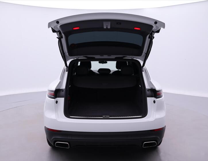 Porsche Cayenne 9