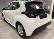 Toyota Yaris 5