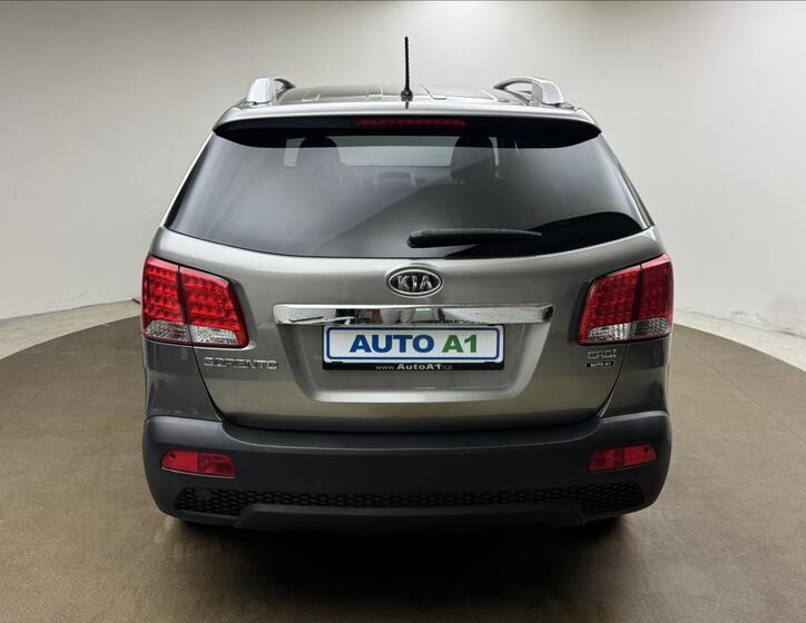KIA Sorento 5