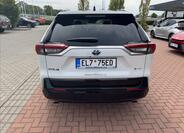 Toyota RAV4 6