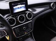 Mercedes-Benz CLA 22
