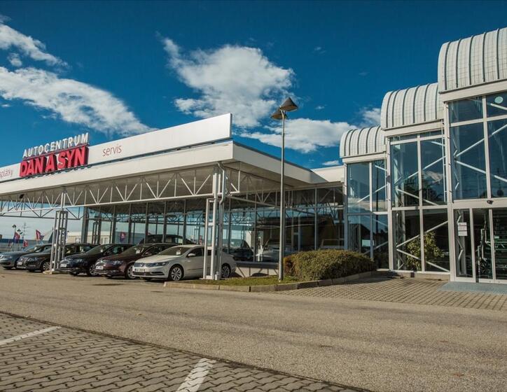 Mercedes-Benz 124 30