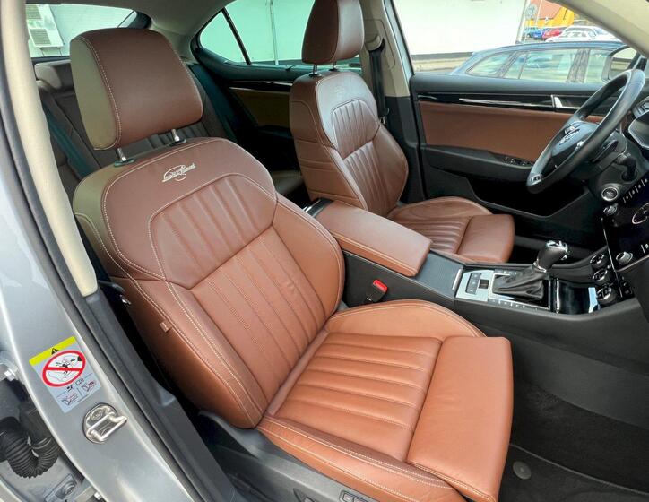Škoda Superb 27