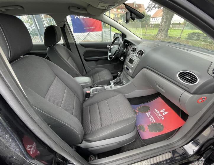 Ford Focus 32