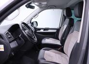 Volkswagen Multivan 13