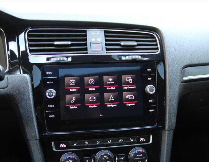 Volkswagen Golf 31