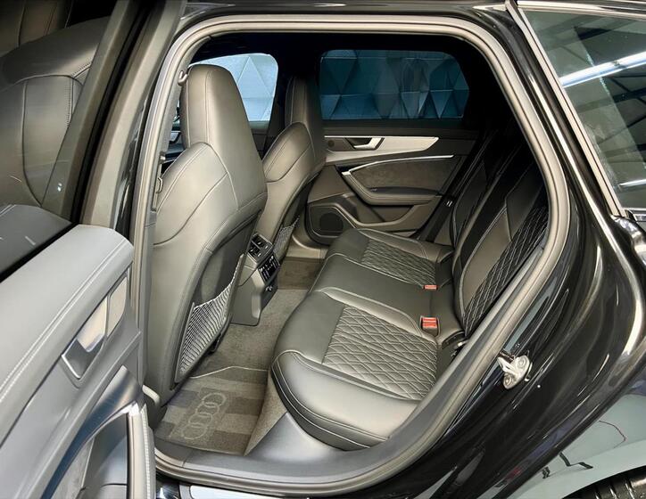 Audi A6 11