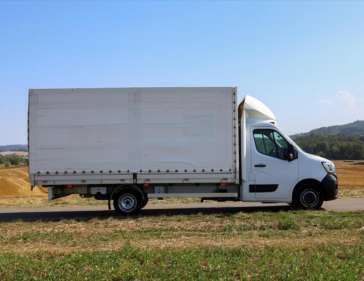 Renault Master 8