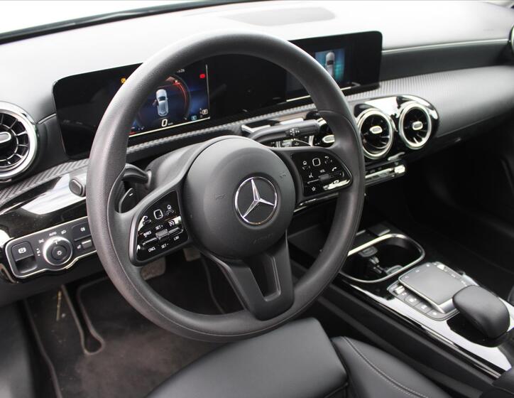 Mercedes-Benz Třídy A 13