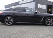Porsche Panamera 12