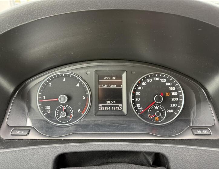 Volkswagen Multivan 19