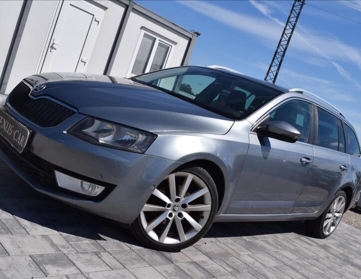 Škoda Octavia 1