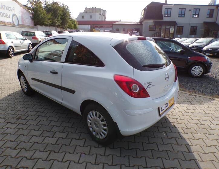 Opel Corsa 4
