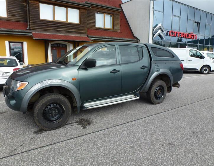 Mitsubishi L200 13