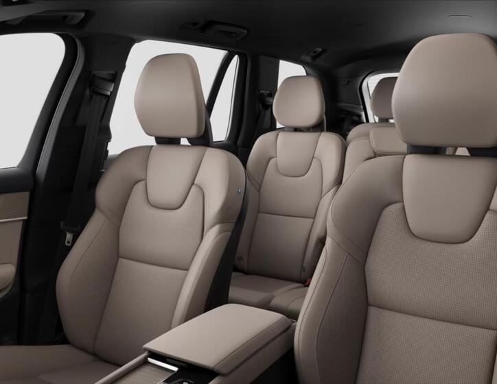 Volvo XC90 11