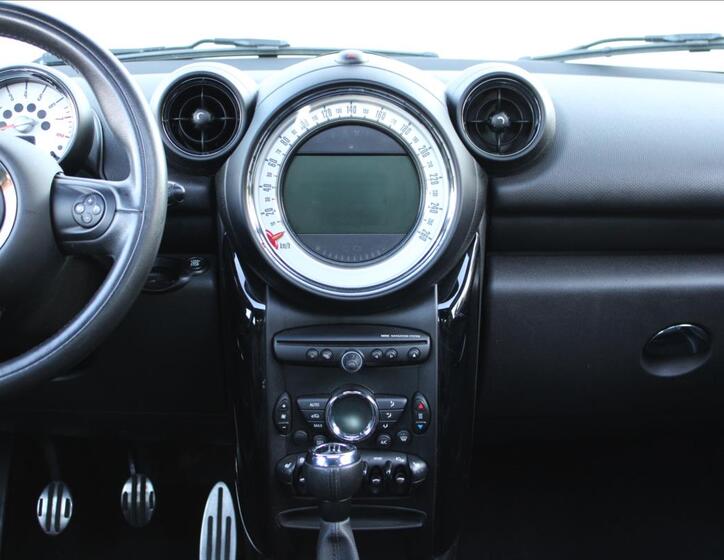 Mini Paceman 26
