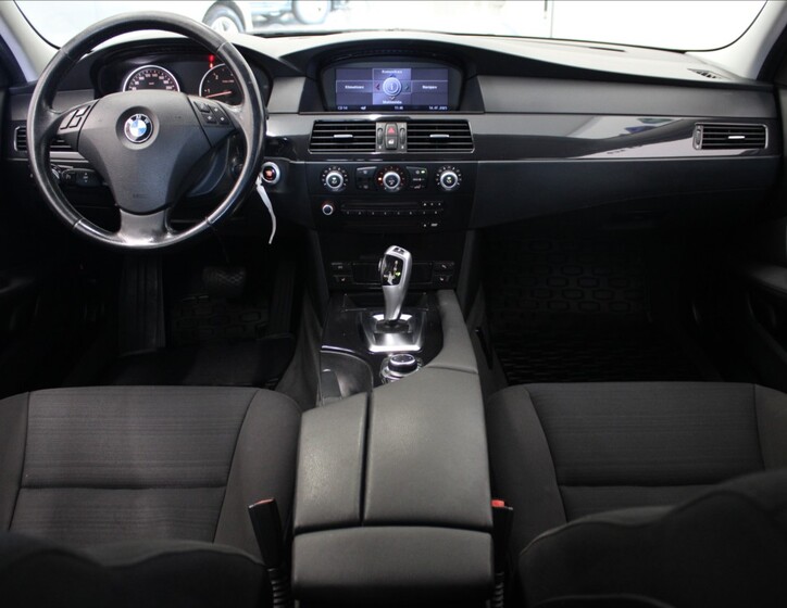 BMW Řada 5 8