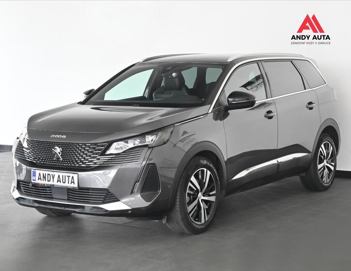Peugeot 5008 1