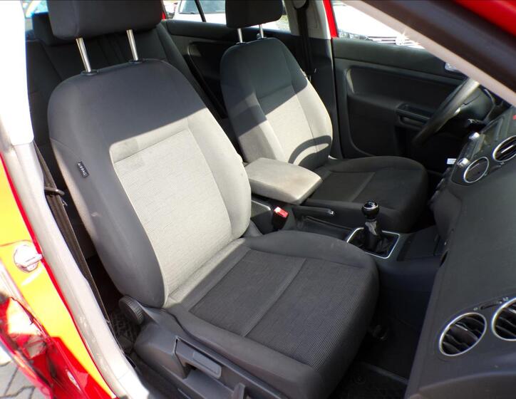 Volkswagen Golf Plus 17