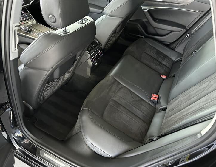 Audi A6 33