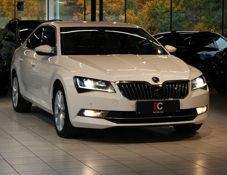 Škoda Superb 33