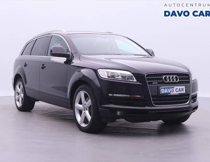 Audi Q7 1