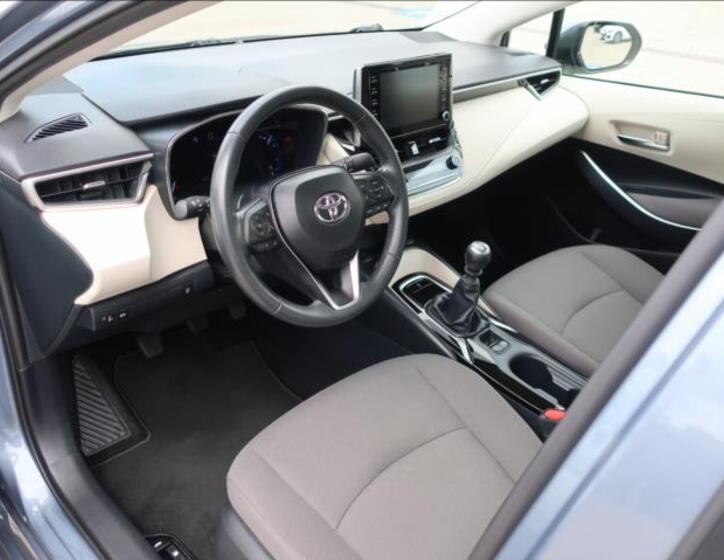 Toyota Corolla 8