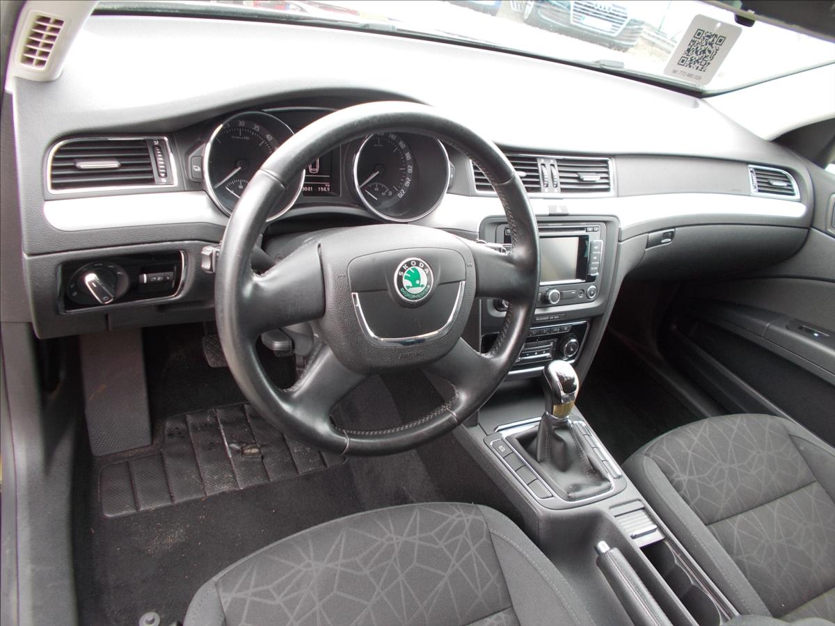 Škoda Superb