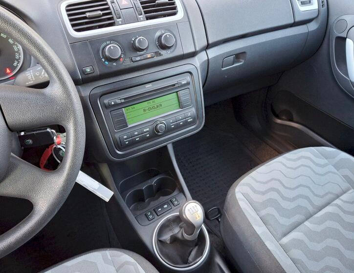 Škoda Roomster 23