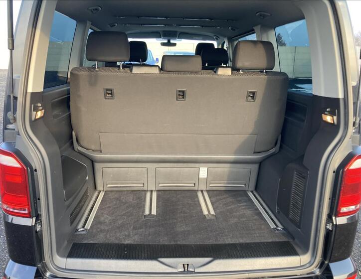 Volkswagen Multivan 34