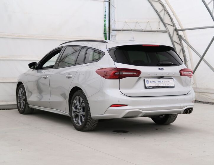Ford Focus 8