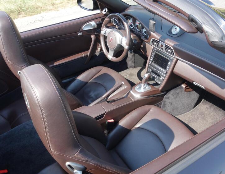 Porsche 911 49