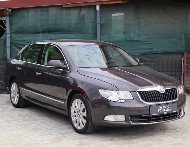 Škoda Superb 1