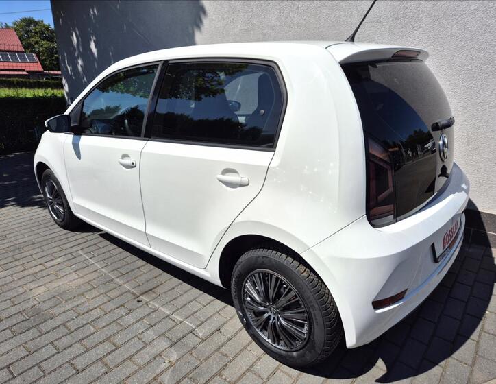 Volkswagen up! 4