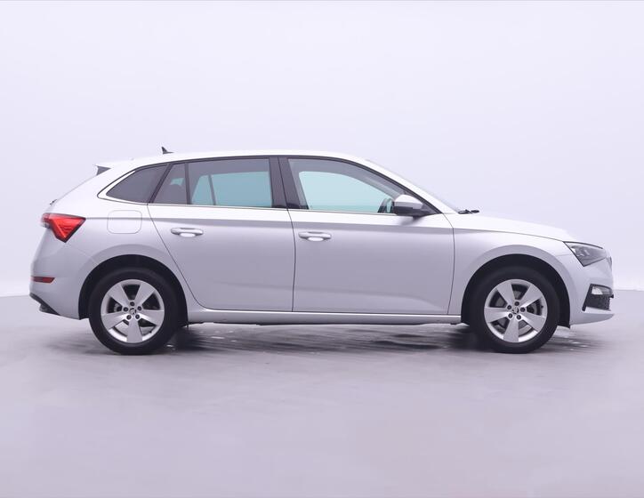 Škoda Scala 8