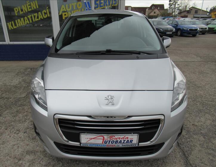 Peugeot 5008 3