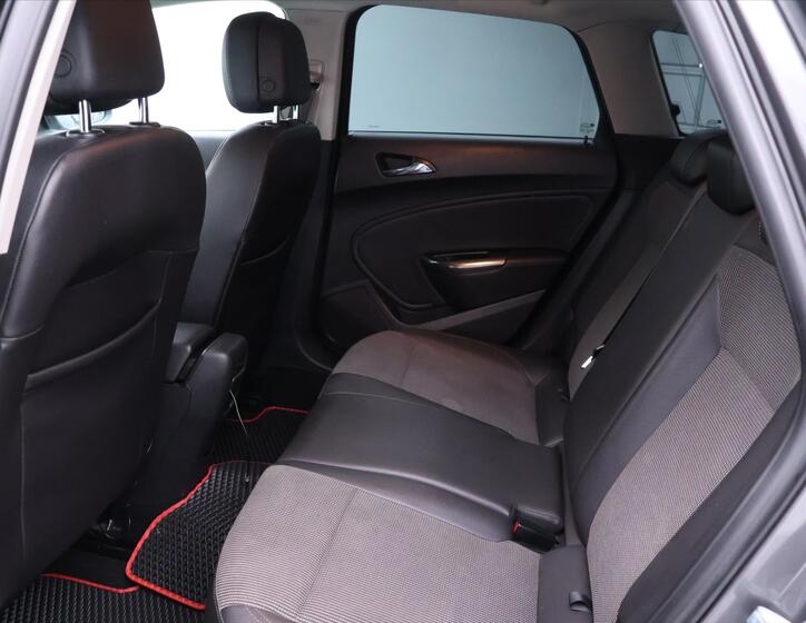Opel Astra 13