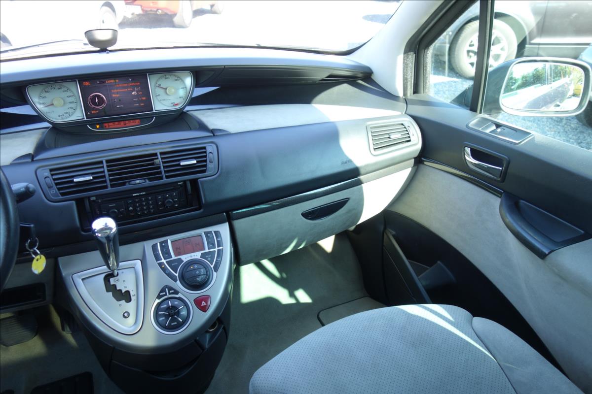 Citroën C8