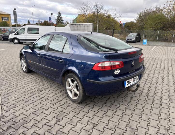 Renault Laguna 6
