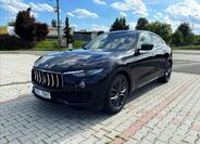 Maserati Levante 1