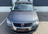Volkswagen Touran 2