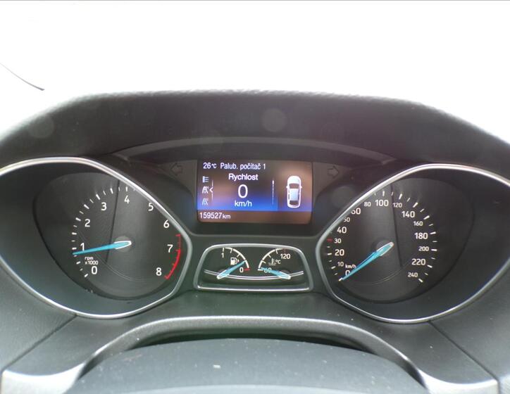 Ford Focus 8