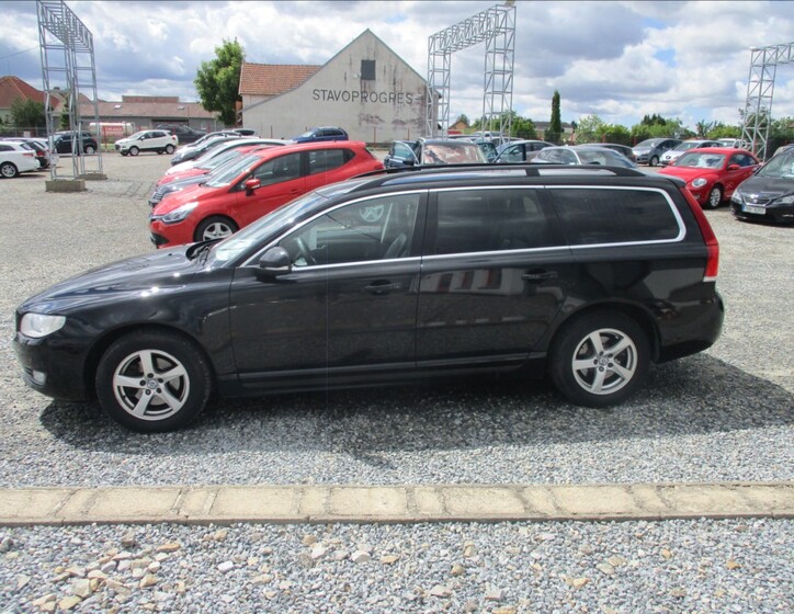 Volvo V70 4