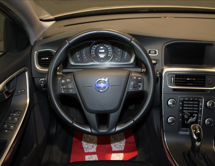 Volvo V60 24