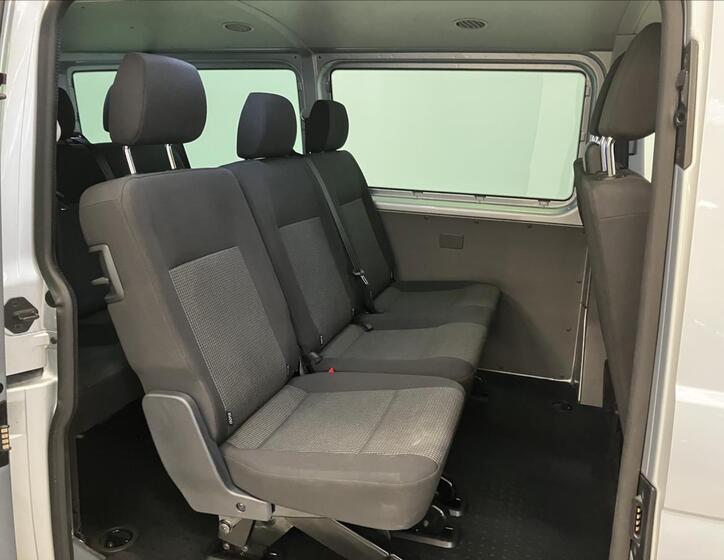 Volkswagen Transporter 12