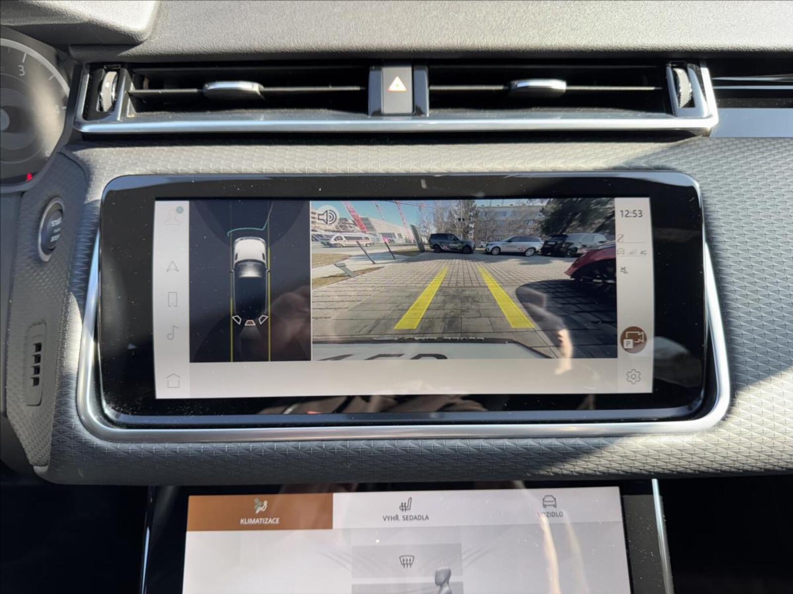 Land Rover Range Rover Velar 28