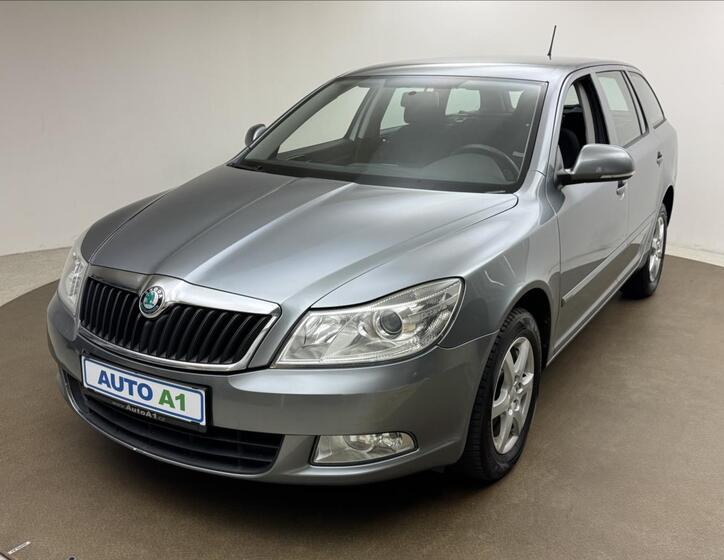 Škoda Octavia 1